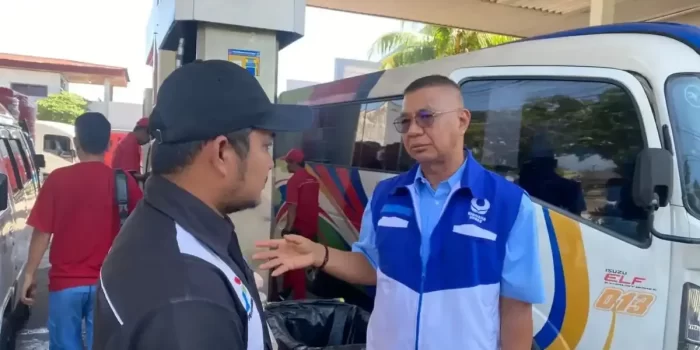 bukan-langka,-ini-penyebab-antrean-panjang-bbm-di-spbu-sumbar