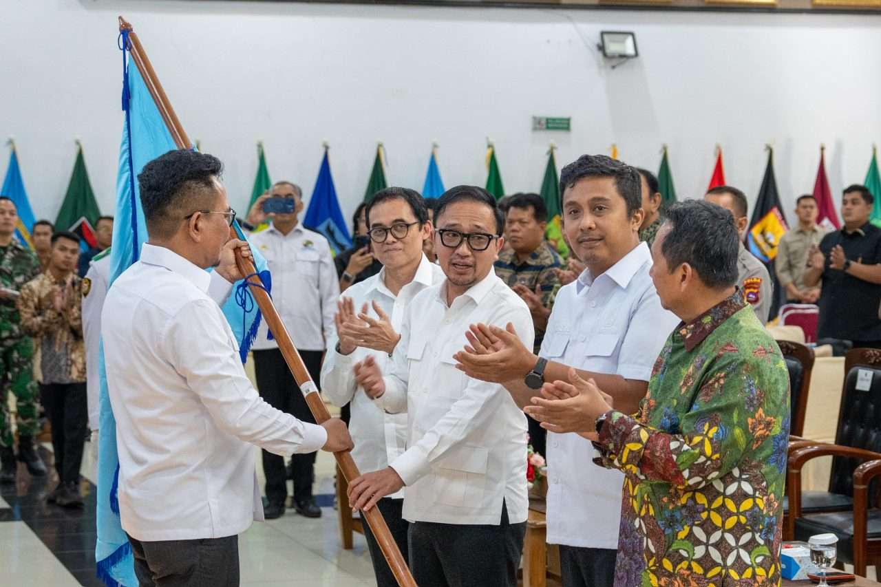 wagub-vasko-harapkan-pengurus-baru-dekopinwil-sumbar-jadi-motor-transformasi-koperasi-modern wagub-vasko-harapkan-pengurus-baru-dekopinwil-sumbar-jadi-motor-transformasi-koperasi-modern