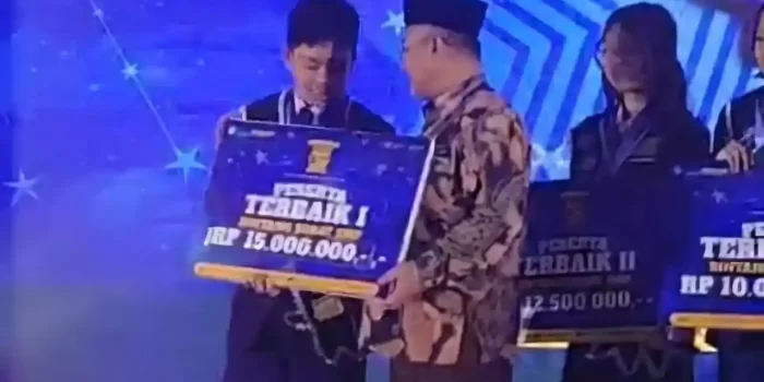 tingkatkan-karakter-siswa,-siswa-smpn-2-padang-raih-bintang-sobat-smp