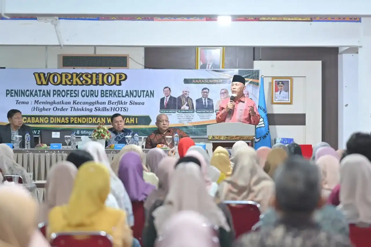 tingkatkan-kualitas-pendidikan,-gubernur-sumbar-tekankan-pentingnya-metode-hots-bagi-guru tingkatkan-kualitas-pendidikan,-gubernur-sumbar-tekankan-pentingnya-metode-hots-bagi-guru