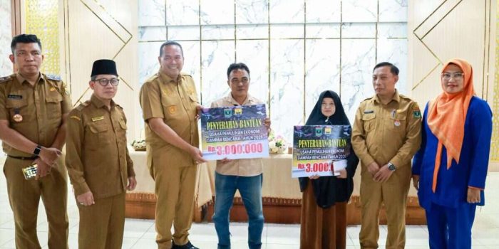 pemko-pariaman-salurkan-bantuan-modal-usaha-bagi-57-korban-bencana-hidrometeorologi