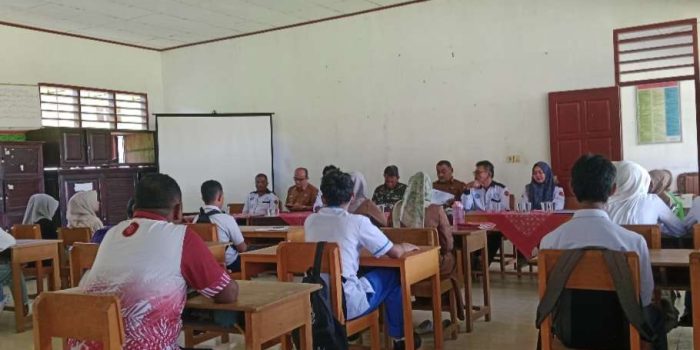 lembaga-anti-narkotika-pasaman-sosialisasi-bahaya-narkotika-di-smk-kesehatan