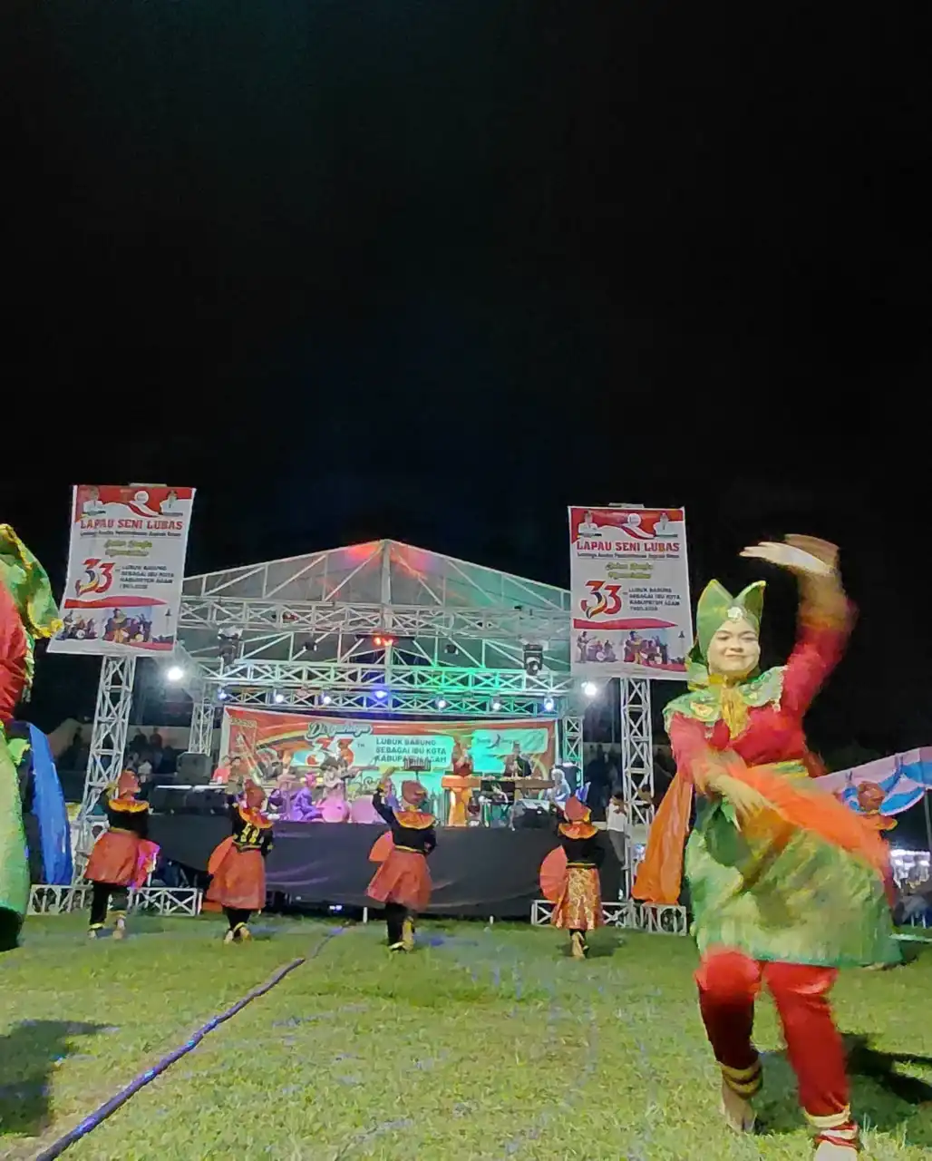 komunitas-seni-meriahkan-peringatan-hut-ke-33-lubuk-basung-di-agam komunitas-seni-meriahkan-peringatan-hut-ke-33-lubuk-basung-di-agam