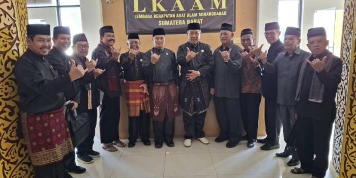 lam-jambi-studi-tiru-ke-lkaam-sumbar,-bahas-peran-pelestarian-adat-dan-pengelolaan-kelembagaan