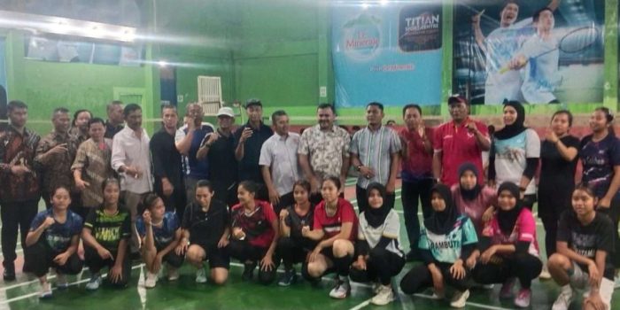 lima-daerah-ikuti-open-turnamen-bulutangkis-walikota-cup-2026-di-parak-karakah