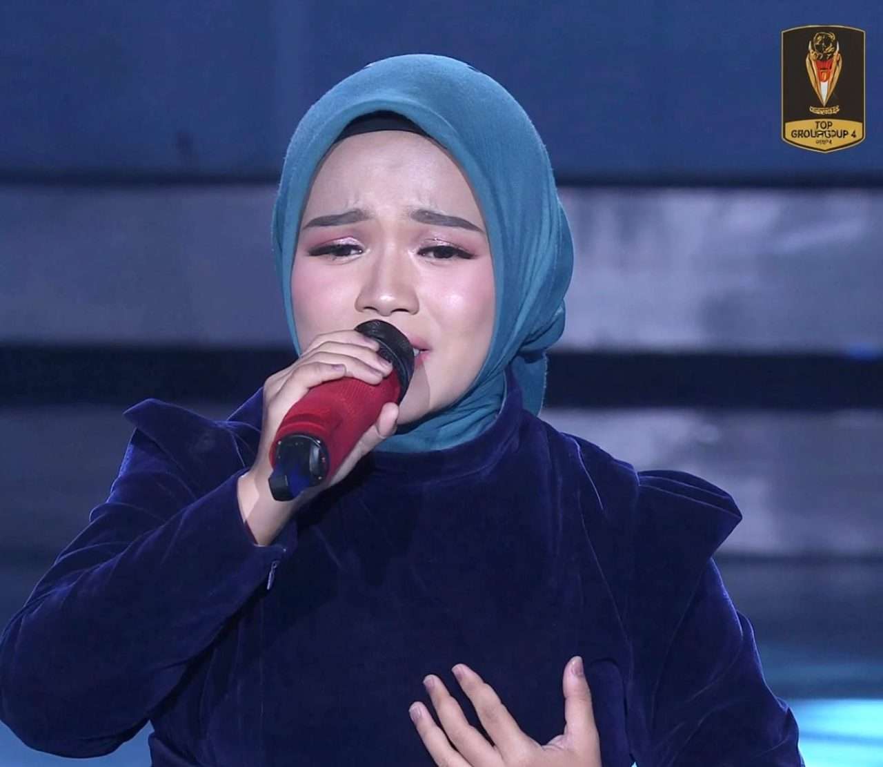 dari-pesisir-selatan-ke-panggung-nasional,-zhifanna-siap-jadi-bintang-baru-dangdut dari-pesisir-selatan-ke-panggung-nasional,-zhifanna-siap-jadi-bintang-baru-dangdut