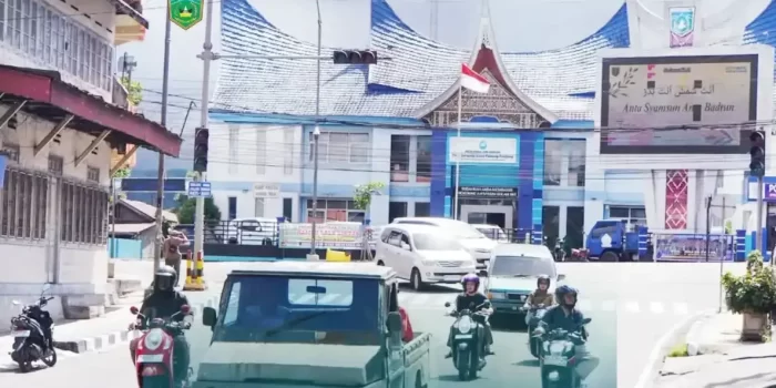 evaluasi-arus-lalu-lintas,-pemko-padang-panjang-ubah-sistem-jalan-sudirman