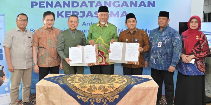 kolaborasi-bank-nagari–padang-eye-center-tembus-rp140-miliar,-mahyeldi:-kebersamaan-kunci-kemajuan-daerah