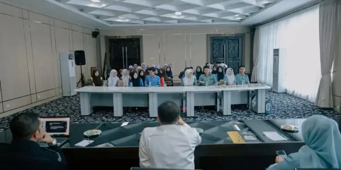 pemkab-solok-selatan-latih-pelajar-tingkatkan-kemampuan-public-speaking-profesional