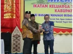 bupati-eka-putra-ajak-perantau-berperan-strategis-bangun-tanah-datar bupati-eka-putra-ajak-perantau-berperan-strategis-bangun-tanah-datar
