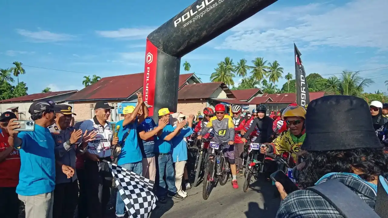 pemkab-pasbar-tetapkan-gowes-sarumpun-sakato-jadi-agenda-tahunan pemkab-pasbar-tetapkan-gowes-sarumpun-sakato-jadi-agenda-tahunan