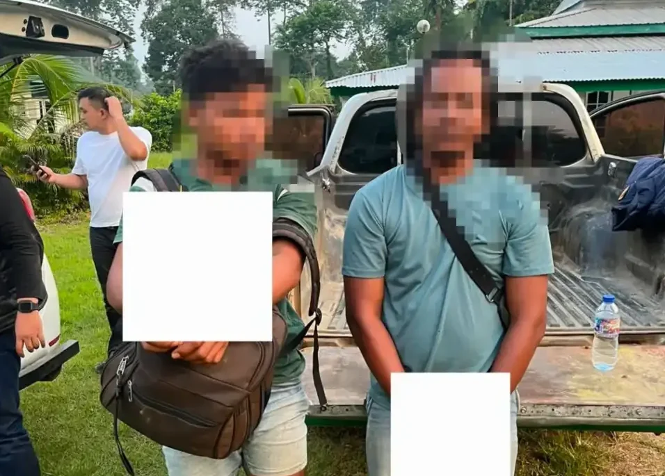 polda-sumbar-tangkap-dua-pelaku-penambangan-emas-ilegal-di-solok-selatan polda-sumbar-tangkap-dua-pelaku-penambangan-emas-ilegal-di-solok-selatan