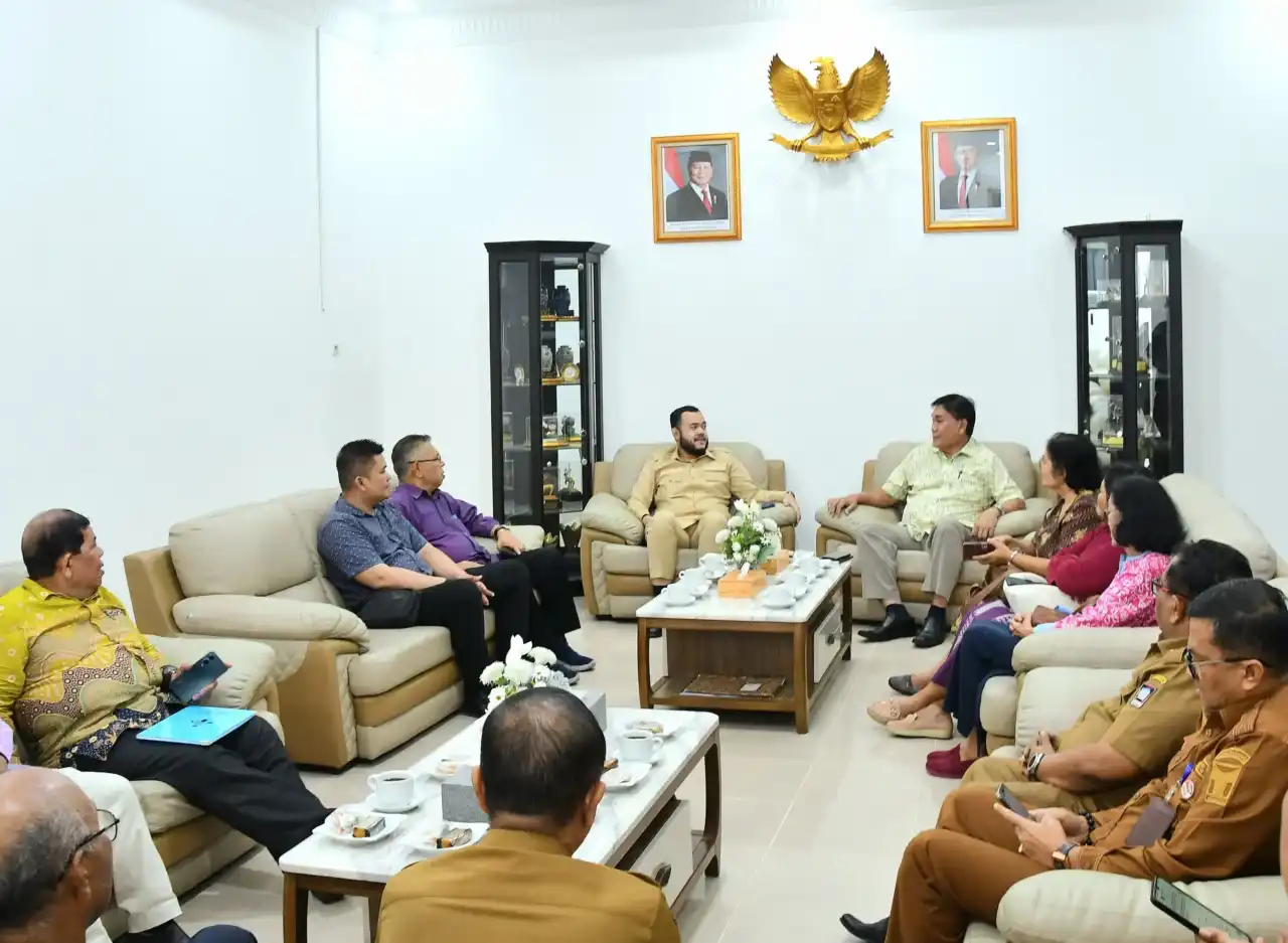 wali-kota-padang-gandeng-kmdt-dan-pgiw-perluas-program-inklusif-pendidikan
