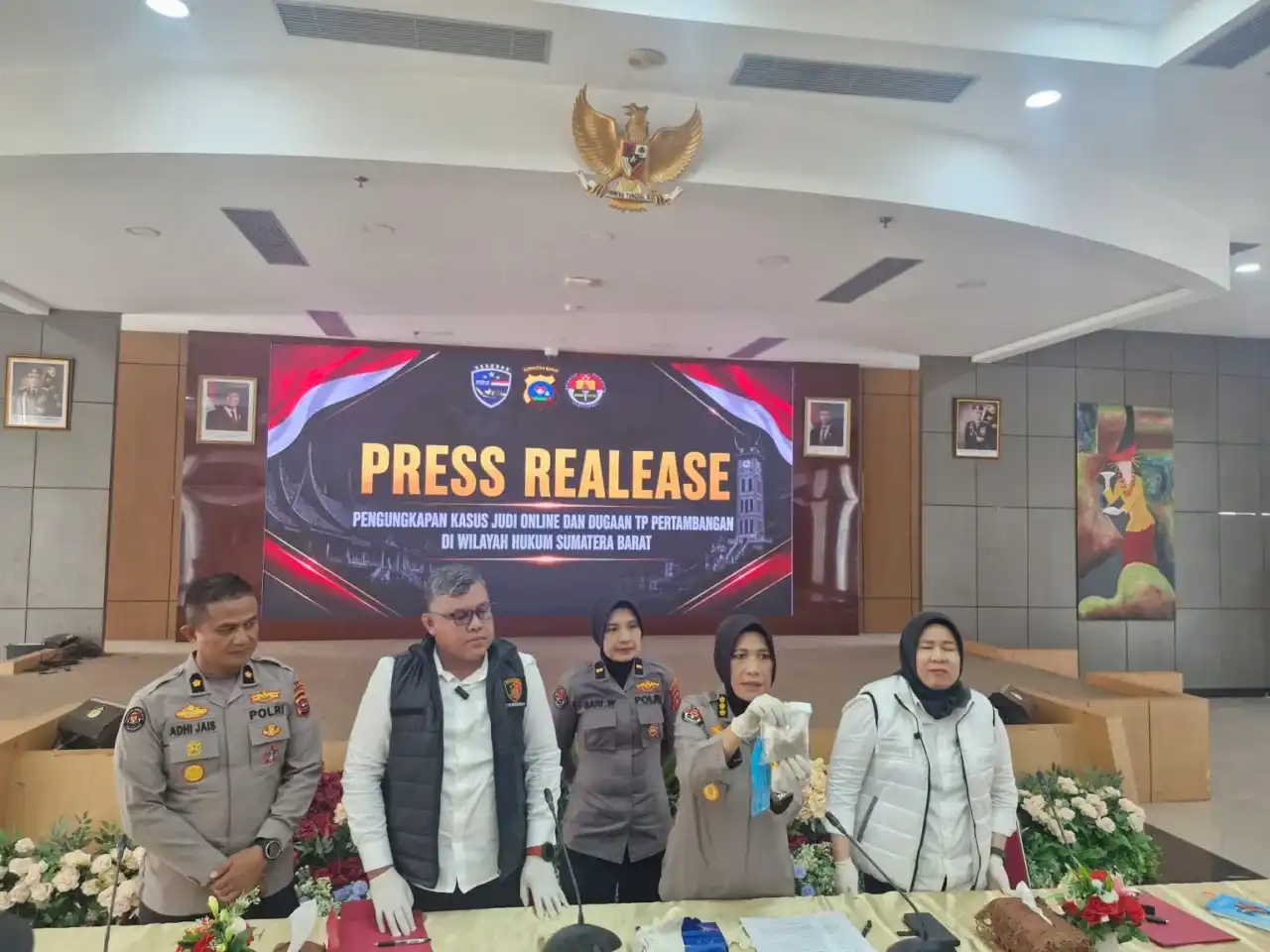 polda-sumbar-tindak-tegas-seluruh-pelaku-penambangan-tanpa-izin