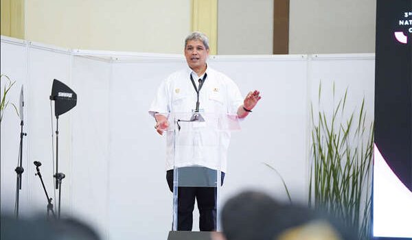 Ketua DPN IKA Alumni SMA 2 Padang, Insannul Kamil. Foto : Istimewa
