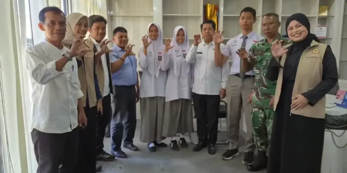 pemkab-agam-lepas-tiga-pelajar-ikuti-pemusatan-latihan-paskibraka-sumbar