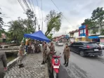 tegakkan-perda,-satpol-pp-padang-bongkar-lapak-pkl-di-kawasan-alai