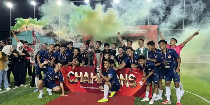 kalahkan-tim-maju-bersama,-tim-mahkota-ayam-keluar-sebagai-juara-back-to-back-pada-mpl-season-ii-tahun-2026