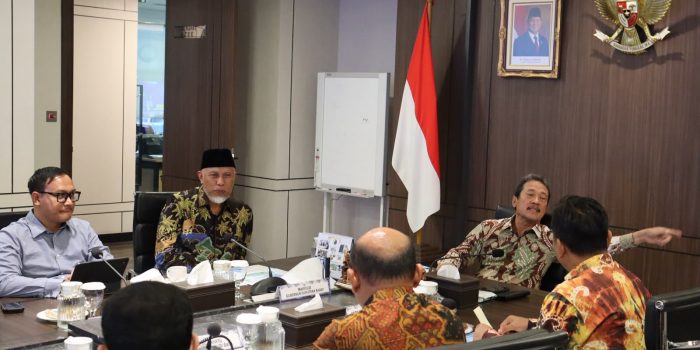 sumbar-usulkan-mentawai-jadi-kawasan-tambak-udang-terintegrasi,-menteri-kkp-respons-positif