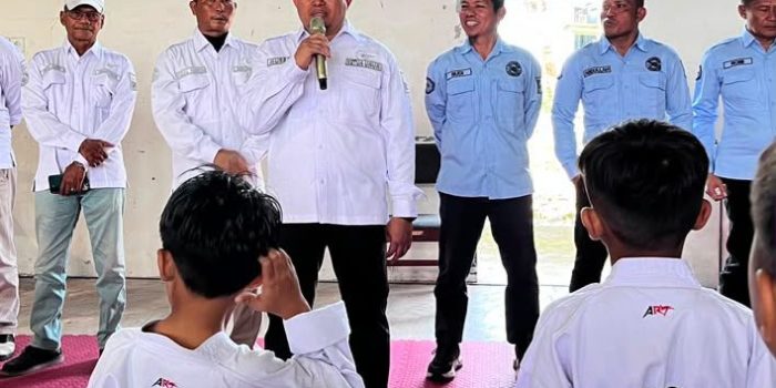 611-taekwondoin-ikuti-ukt-geup-2-kota-padang,-mursalim:-sabuk-naik,-karakter-juga-harus-naik