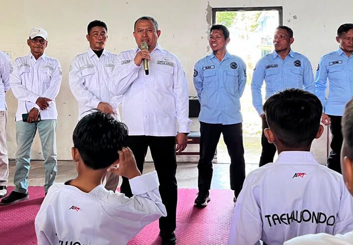 611-taekwondoin-ikuti-ukt-geup-2-kota-padang,-mursalim:-sabuk-naik,-karakter-juga-harus-naik 611-taekwondoin-ikuti-ukt-geup-2-kota-padang,-mursalim:-sabuk-naik,-karakter-juga-harus-naik