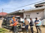 rahmat-saleh-salurkan-bantuan-logistik-bagi-korban-galodo-solok rahmat-saleh-salurkan-bantuan-logistik-bagi-korban-galodo-solok