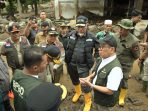menko-pmk-tinjau-dampak-galodo-solok,-pemerintah-perkuat-penanganan-dan-mitigasi menko-pmk-tinjau-dampak-galodo-solok,-pemerintah-perkuat-penanganan-dan-mitigasi