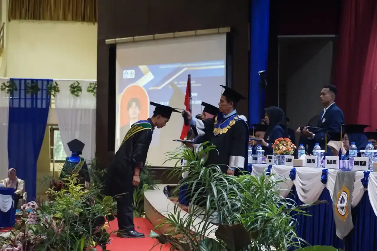 wisuda-ke-37-ppnp,-direktur:-ingatkan-wisudawan-manfaatkan-ai-dan-jaga-integritas-di-dunia-kerja wisuda-ke-37-ppnp,-direktur:-ingatkan-wisudawan-manfaatkan-ai-dan-jaga-integritas-di-dunia-kerja