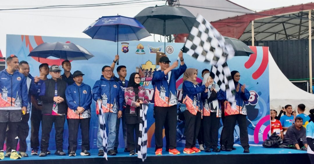 ribuan-pelari-padati-bukittinggi,-kapolda-sumbar-lepas-peserta-police-women-run-iv-tahun-2026 ribuan-pelari-padati-bukittinggi,-kapolda-sumbar-lepas-peserta-police-women-run-iv-tahun-2026