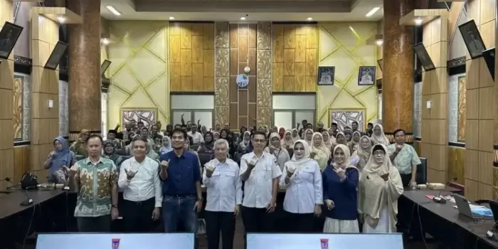 ppid-padang-catat-18.072-data,-sekolah-didorong-perkuat-informasi-pendidikan