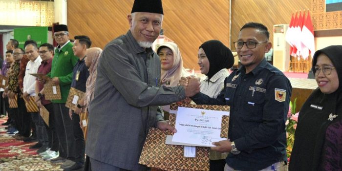 rp115-miliar-disiapkan-untuk-pulihkan-38.000-umkm-terdampak-bencana-di-sumbar