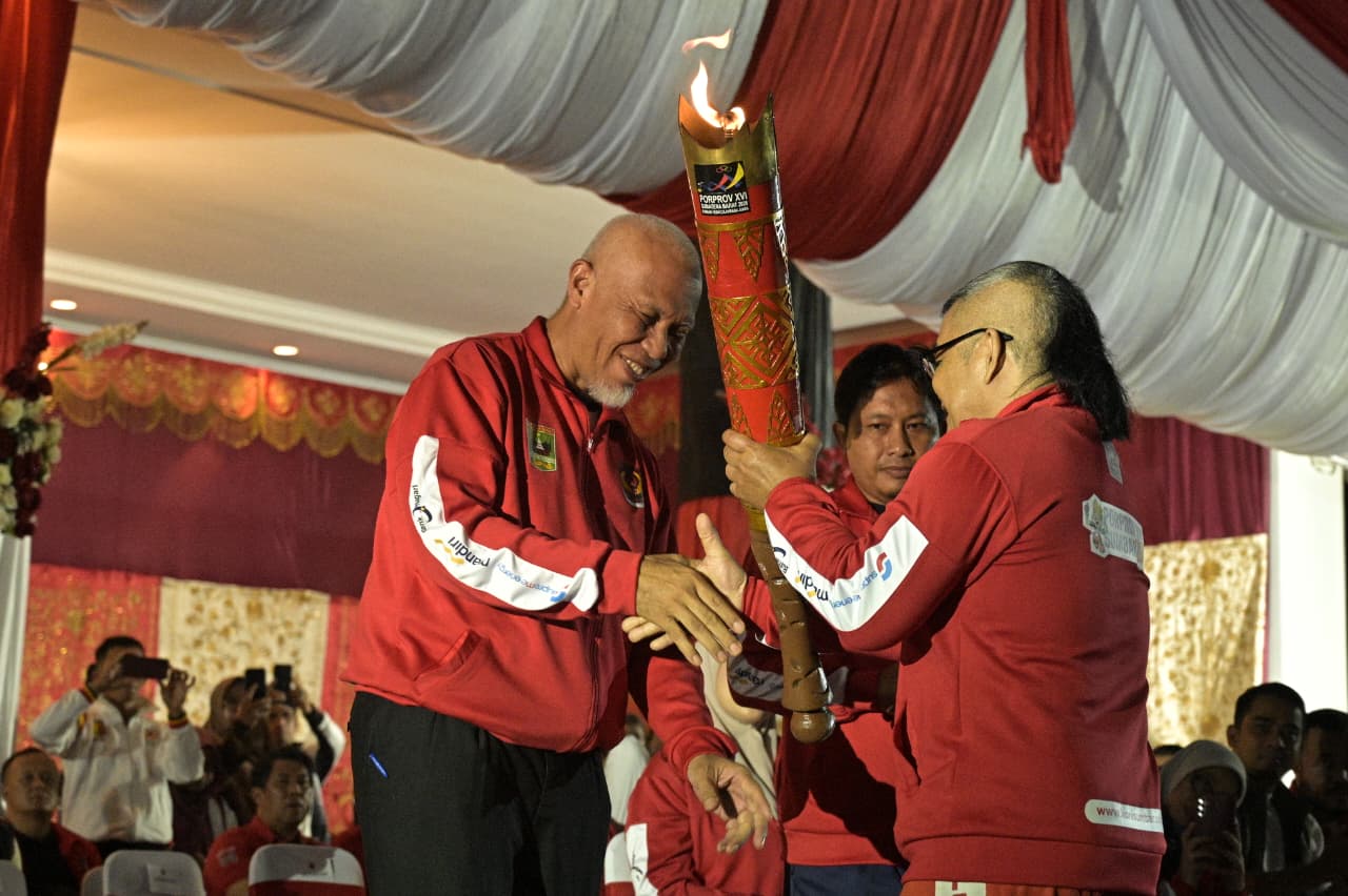 porprov-xvi-sumbar-resmi-dibuka,-8.794-atlet-akan-bertanding-di-53-cabang-olahraga porprov-xvi-sumbar-resmi-dibuka,-8.794-atlet-akan-bertanding-di-53-cabang-olahraga