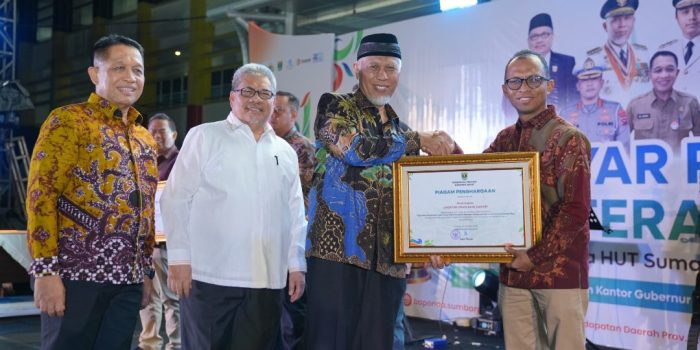 gebyar-pajak-2026,-mahyeldi-ajak-masyarakat-taat-pajak-untuk-perkuat-pembangunan-sumbar