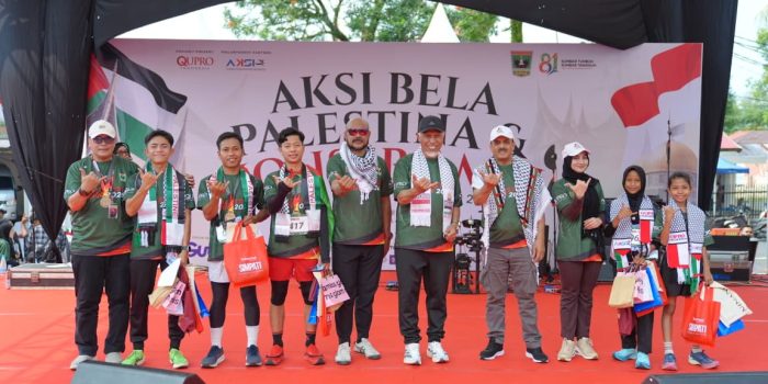 aksi-bela-palestina-di-sumbar,-rp1,67-miliar-terkumpul-plus-emas-dan-perak
