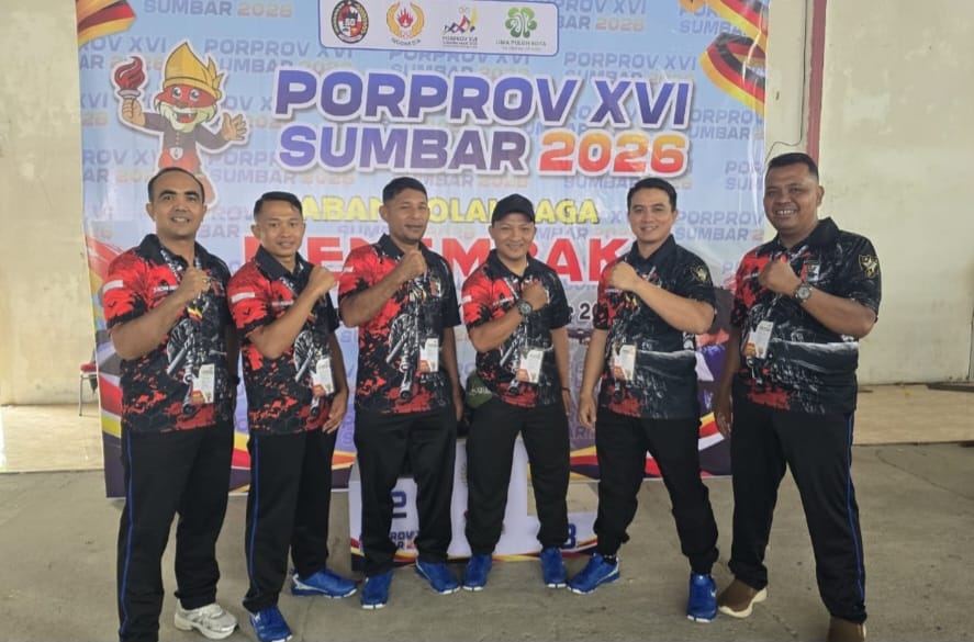 harumkan-nama-polres-pasaman-barat,-3-personel-sabet-4-medali-di-porprov-xvi-sumbar harumkan-nama-polres-pasaman-barat,-3-personel-sabet-4-medali-di-porprov-xvi-sumbar