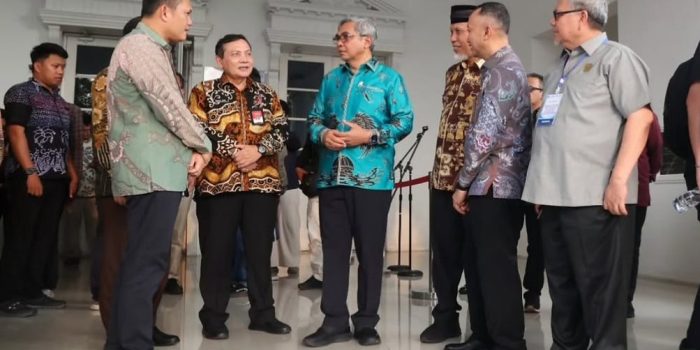 ketua-dprd-sumbar-muhidi-tegaskan-sinergi-legislatif-eksekutif-hadirkan-tata-kelola-bersih