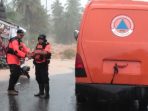 banjir-rendam-kampung-apa-koto-tangah,-bpbd-padang-bersama-tni-polri-turun-evakuasi-warga