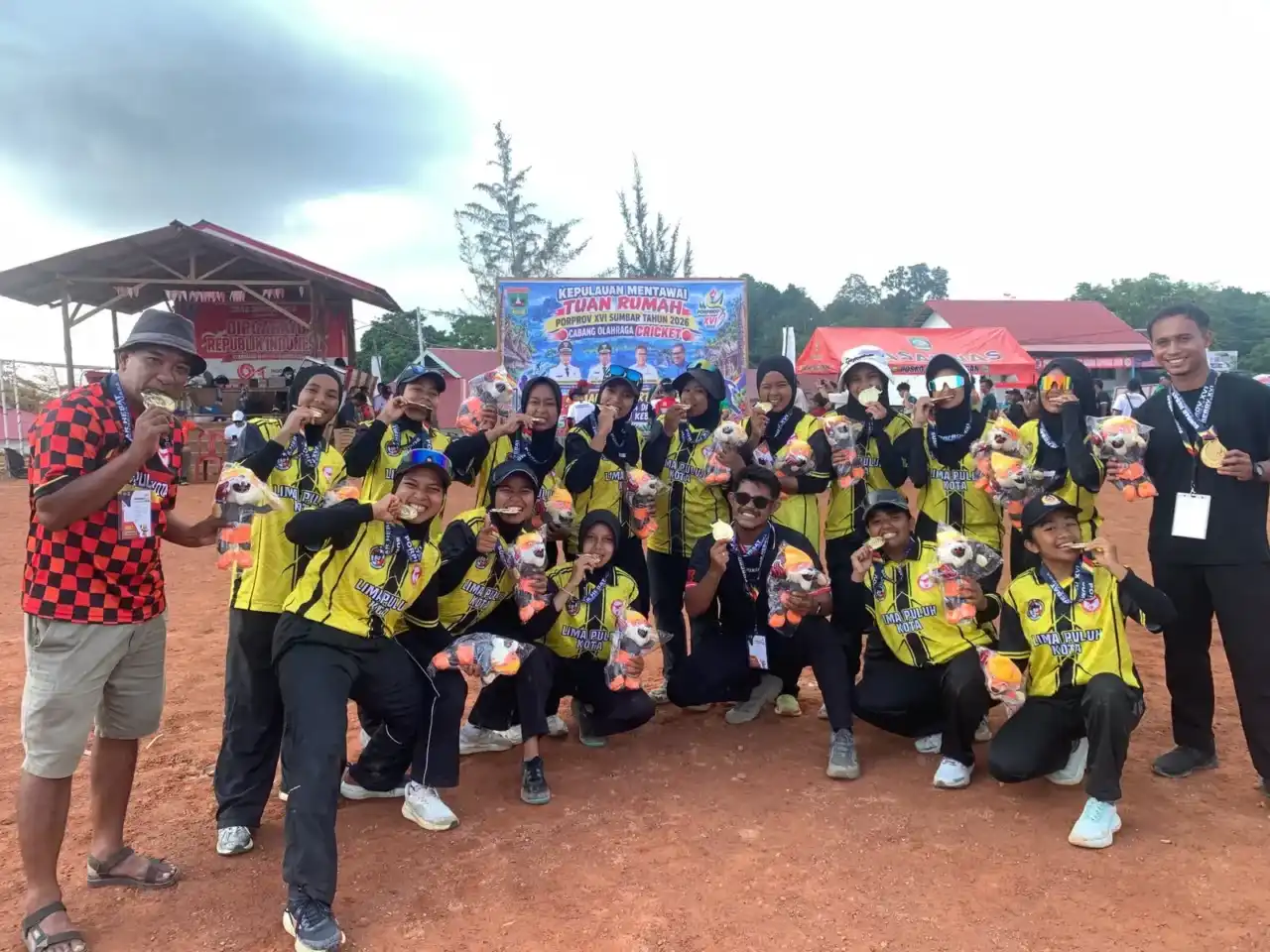 raih-2-emas,-cabor-cricket-limapuluh-kota-raih-peringkat-kedua-di-ajang-porprov-xvi-sumbar-2026 raih-2-emas,-cabor-cricket-limapuluh-kota-raih-peringkat-kedua-di-ajang-porprov-xvi-sumbar-2026