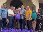 perumda-air-minum-kota-padang-salurkan-paket-sembako-untuk-warga-terdampak-banjir-bandang perumda-air-minum-kota-padang-salurkan-paket-sembako-untuk-warga-terdampak-banjir-bandang