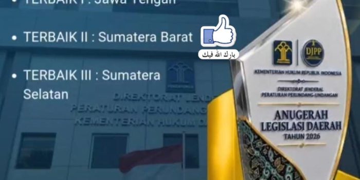 Gubernur Sumatera Barat menerima piagam penghargaan Terbaik II Anugerah Legislasi Daerah 2026 di Jakarta.